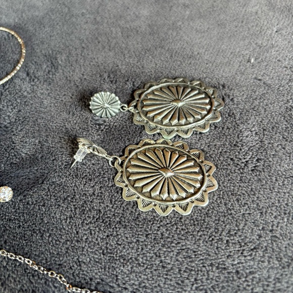 Silver Jewelry Lot, Hoop Earrings, Antler Necklace! - Picture 8 of 10